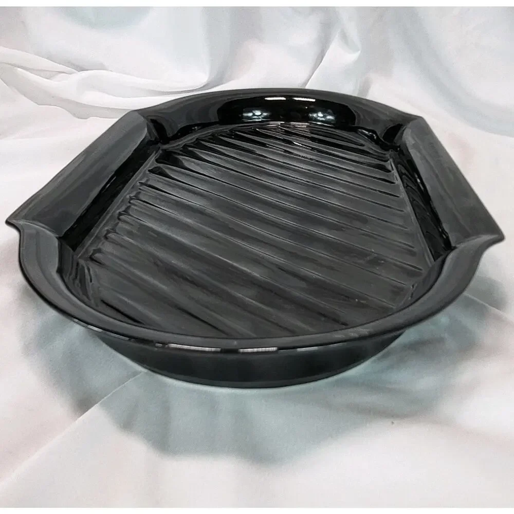 Mikasa Glossy Black Oval 13